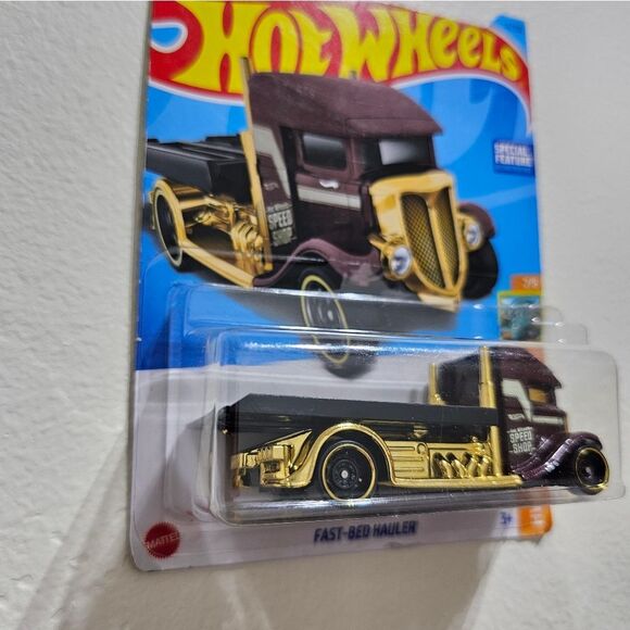 Hotwheels Brown Fast Bed Hauler - Picture 2 of 5